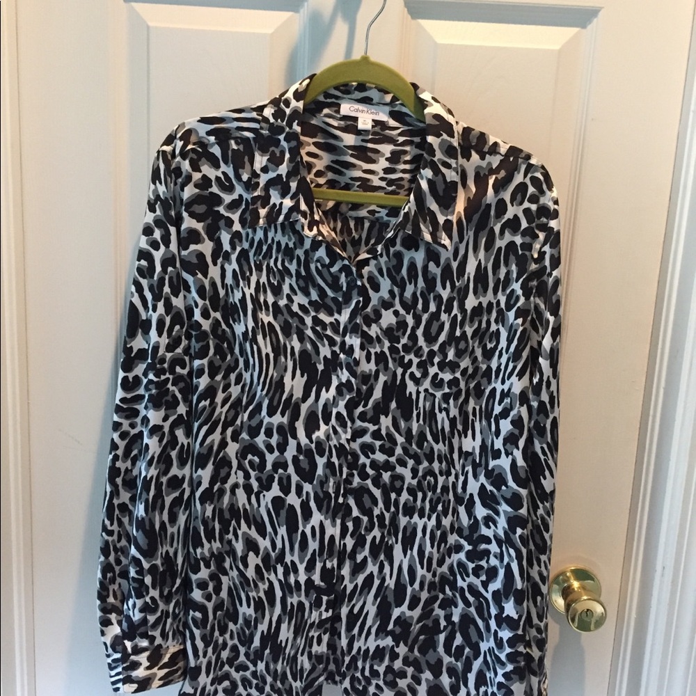 Elegant Calvin Klein Blouse